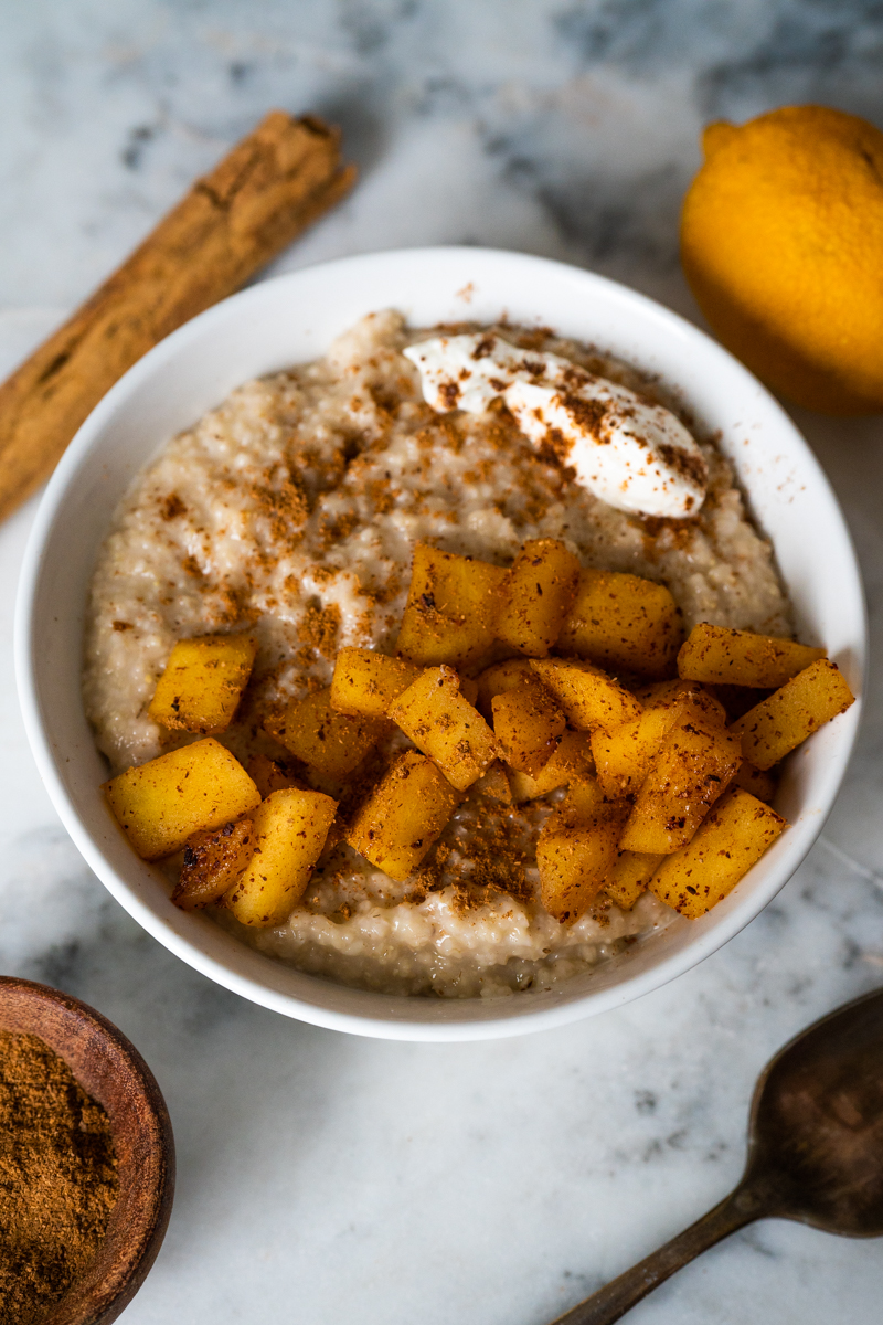 Oat Bran with Cinnamon Apples - Bites of Jupiter