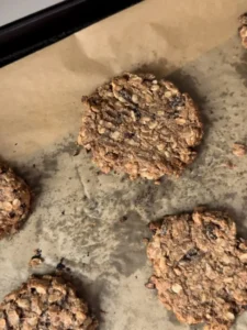 HEALTHY OATMEAL RAISIN COOKIES