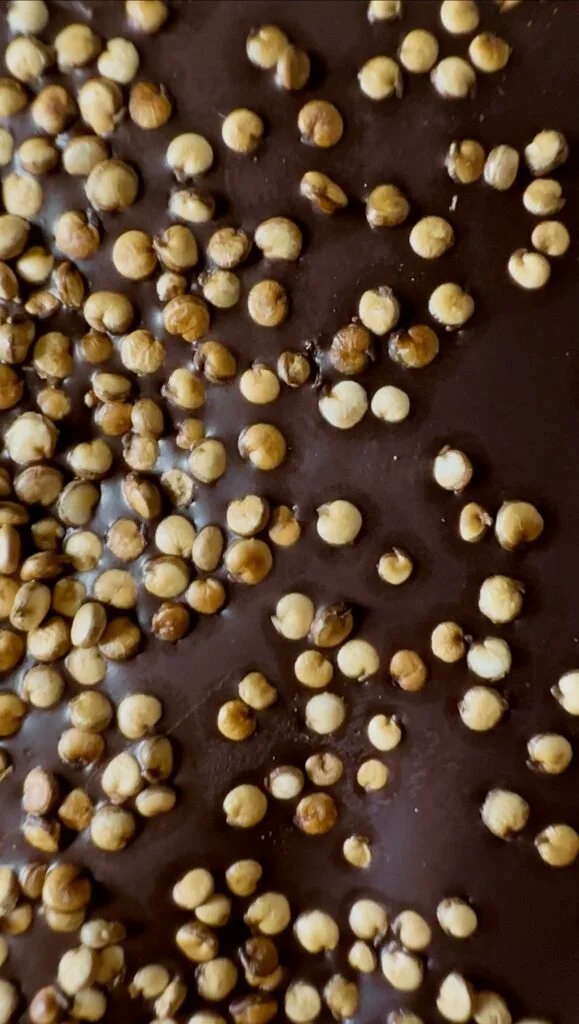 CRISPY QUINOA CHOCOLATE BARK