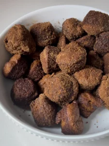 HEALTHIER CINNAMON SUGAR DONUTS