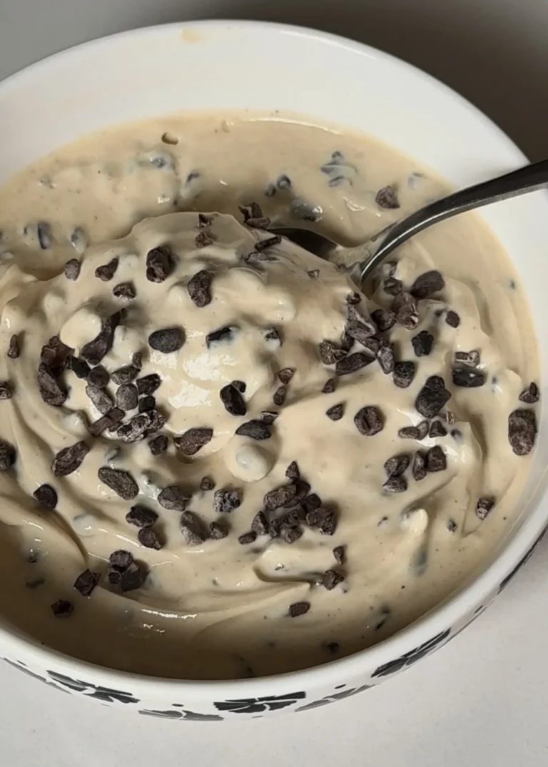 CRUNCHY COOKIE PROTEIN BOWL