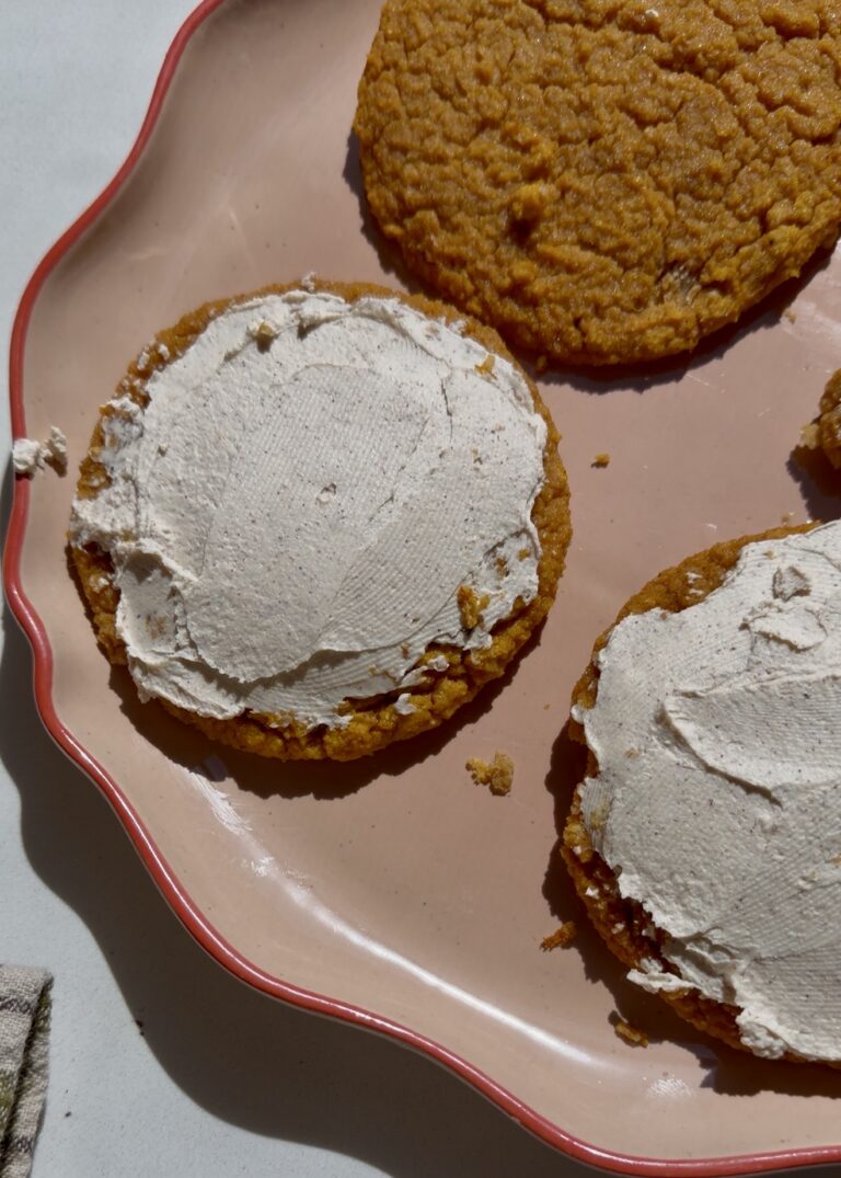 Healthy Pumpkin Crumbl Cookies